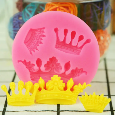 Silicon mini queen crown set 3 cavities