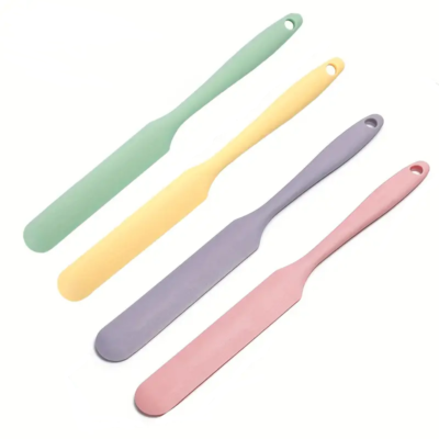 Silicone spatula silicone cream spatula.