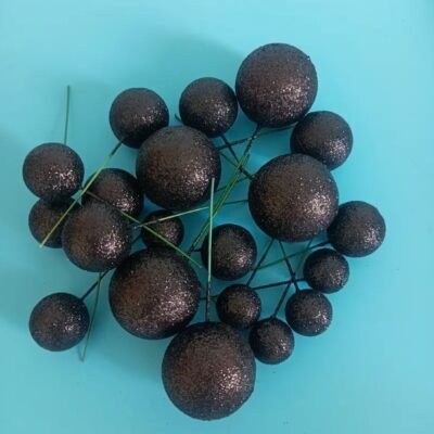 No edible deco. Spheres x 20 u. Glitter Black. Diferent sizes.