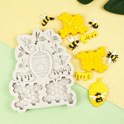 Bee And Honeycomb Silicone Baking Mold