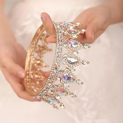 Round Crown Gold - Tornasol. 6"d x 2"h