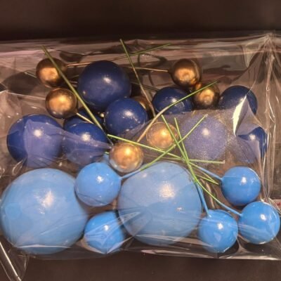 No edible deco. Spheres x 25 u. Blue and Gold (mix). Diferent sizes.